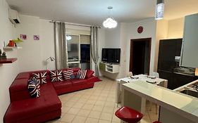 3 Bedrooms Apartment