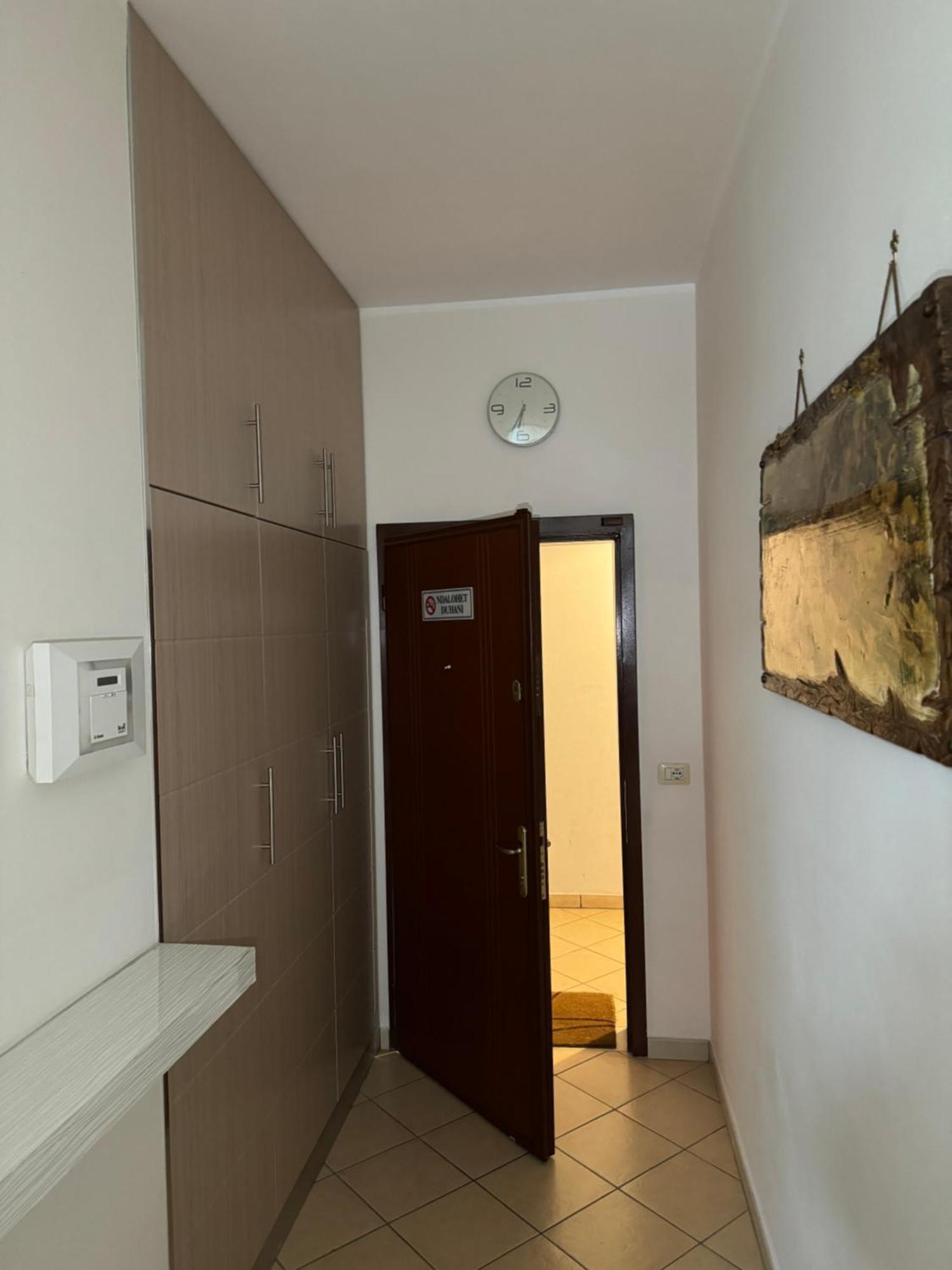 3 Bedrooms Apartment Shkoder Exterior photo